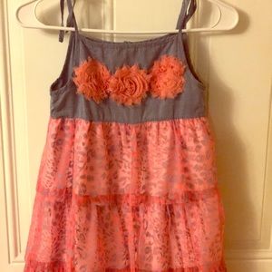 Little girl size 6 dress. Very cute